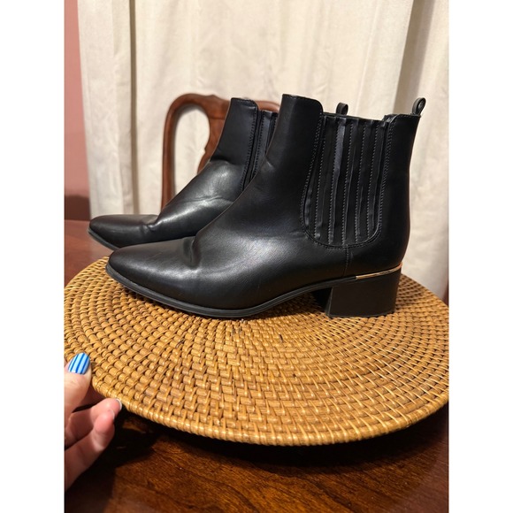 JustFab Shoes - JustFab Jacki Black Ankle Boots Pointed Toe Block Heel Gold Trim Size 10